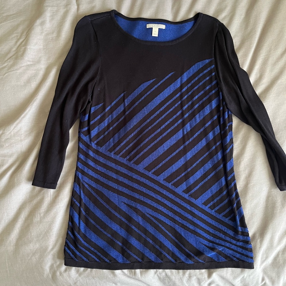 Dana Buchman Black and Blue Graphic Long Sleeve Blouse